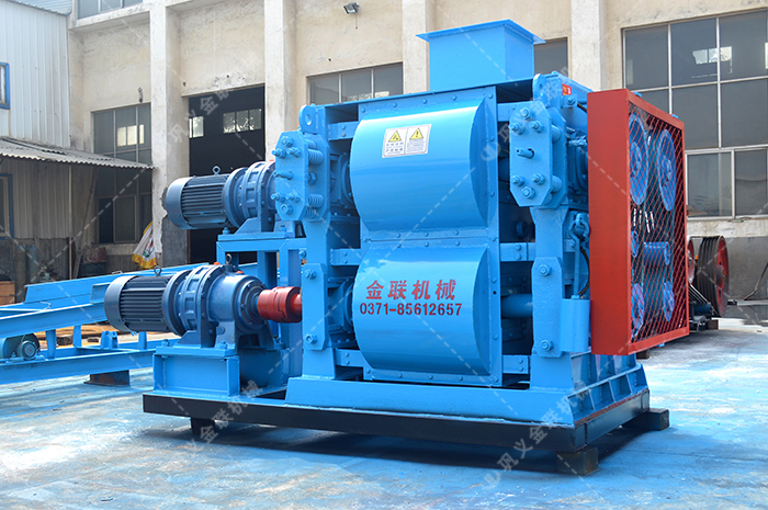 四齒輥破碎機(jī)廠家,四齒輥破碎機(jī)價(jià)格,大型四齒輥破碎機(jī)圖片/特點(diǎn) 四齒輥破碎機(jī)廠家,四齒輥破碎機(jī)價(jià)格,大型四齒輥破碎機(jī)圖片/特點(diǎn)