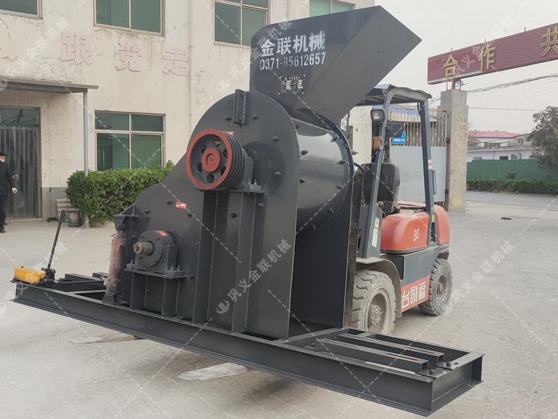 SCF600*600雙級(jí)粉碎機(jī)圖片展示,成品現(xiàn)貨